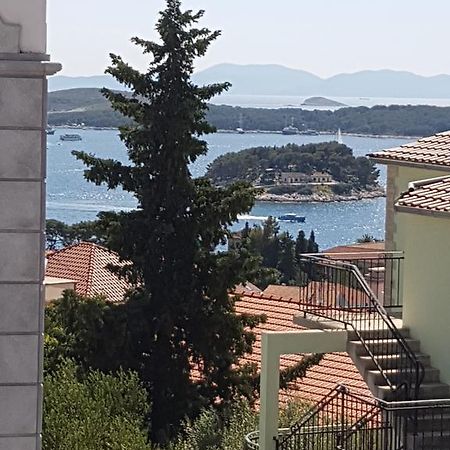 Apartmani Vini Hvar Town Exterior photo