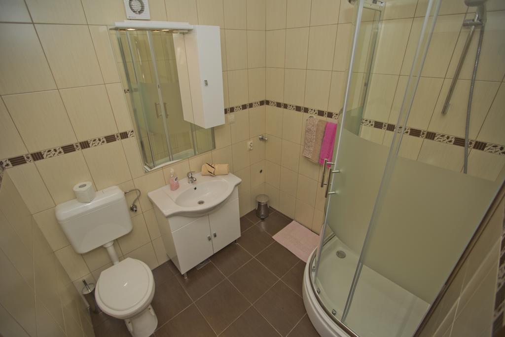Apartmani Vini Hvar Town Exterior photo