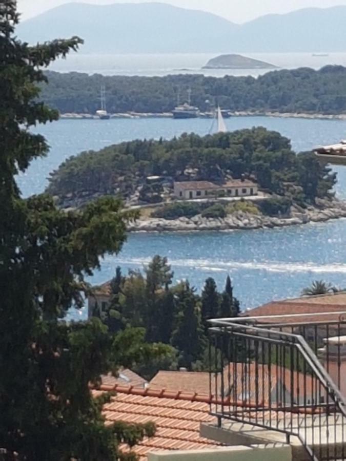 Apartmani Vini Hvar Town Exterior photo